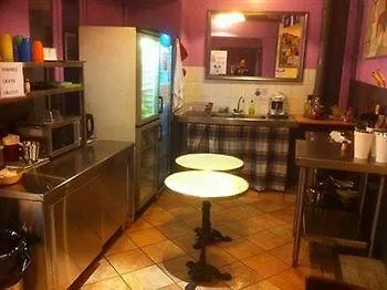 Le Village Montmartre Paryż