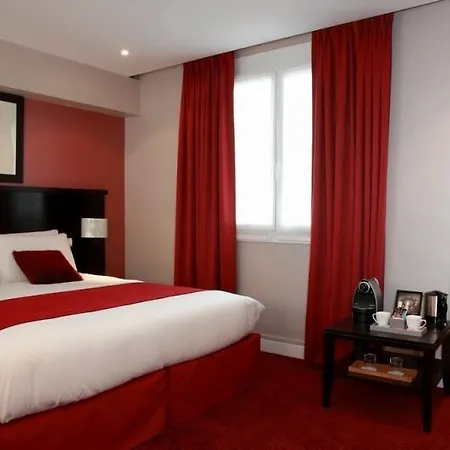 Hostal Le Village Montmartre By Hiphophostels *