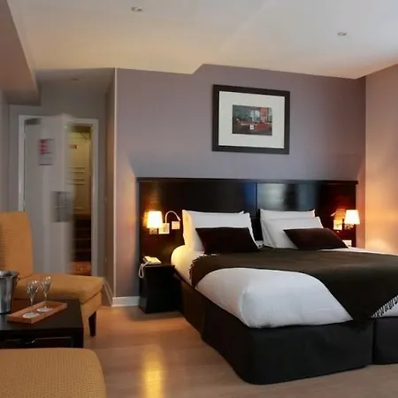 Hostal Le Village Montmartre By Hiphophostels *