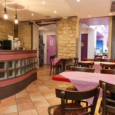 Le Village Montmartre By Hiphophostels Hostal *