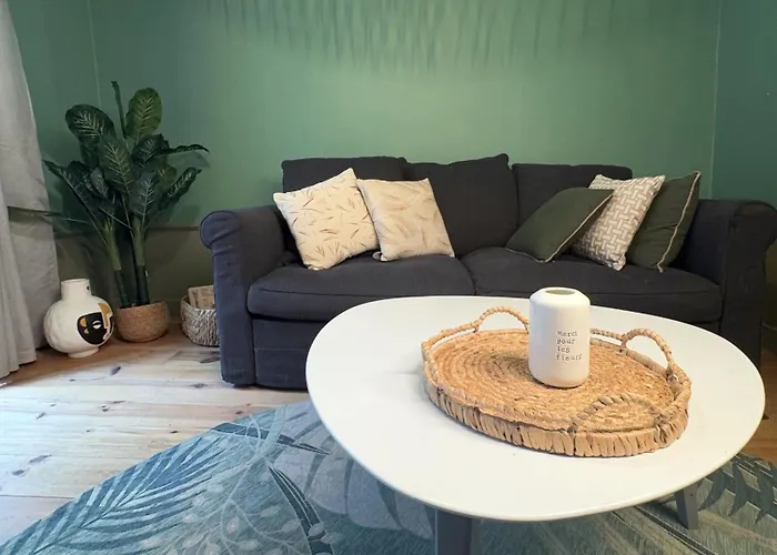 Le Village Montmartre