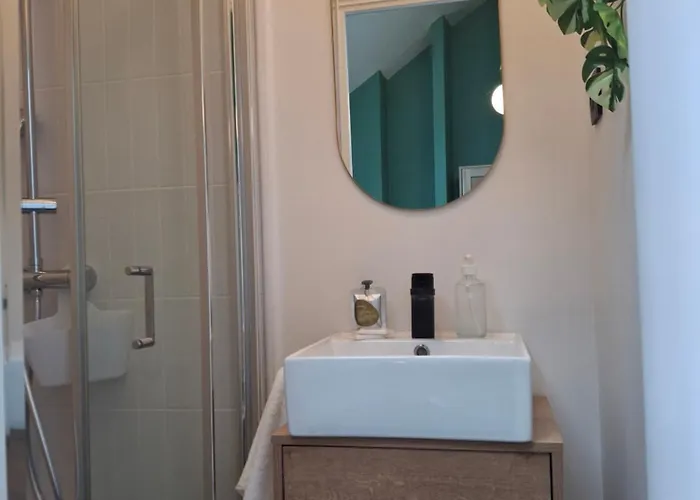 Hostel Le Village Montmartre