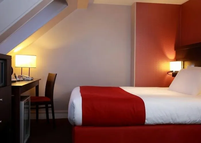 Hostel Le Village Montmartre *