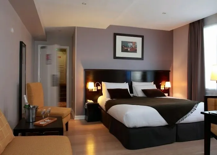 Hostel Le Village Montmartre *