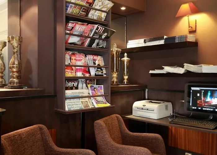 Le Village Montmartre * Paris