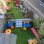 Auberge de jeunesse Le Village Montmartre By Hiphophostels *
