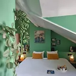 Le Village Montmartre By Hiphophostels Auberge de jeunesse Paris