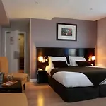 Auberge de jeunesse Le Village Montmartre By Hiphophostels *