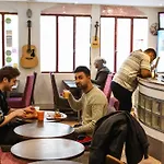 Le Village Montmartre By Hiphophostels Auberge de jeunesse *
